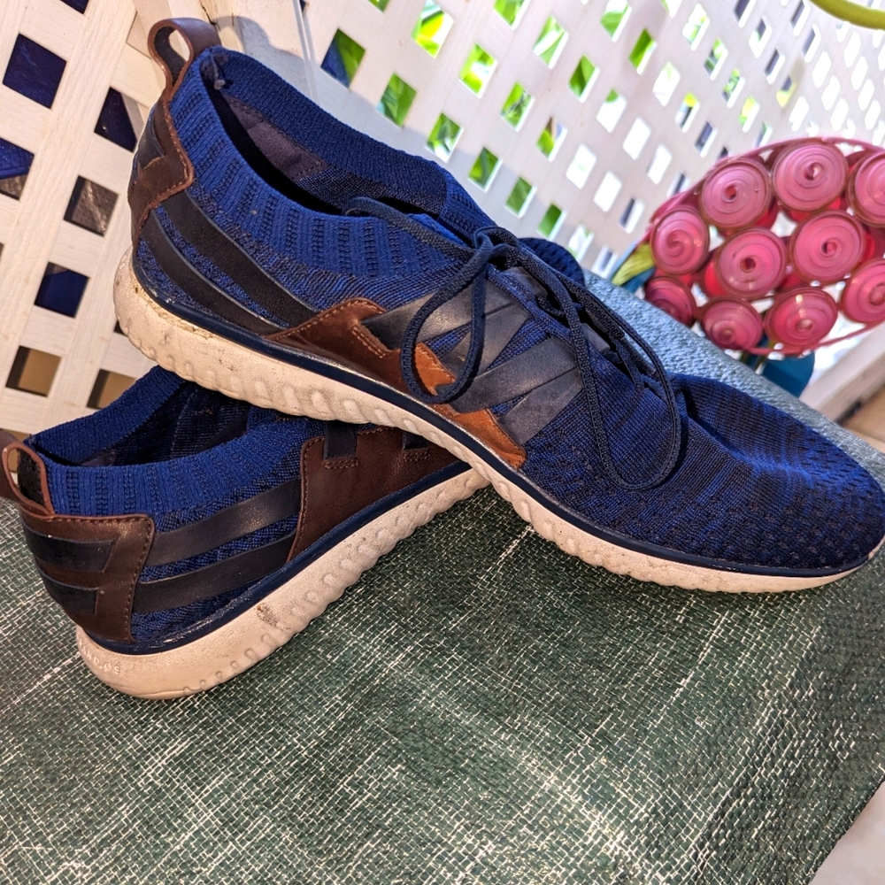 Cole Hahn leather sneakers